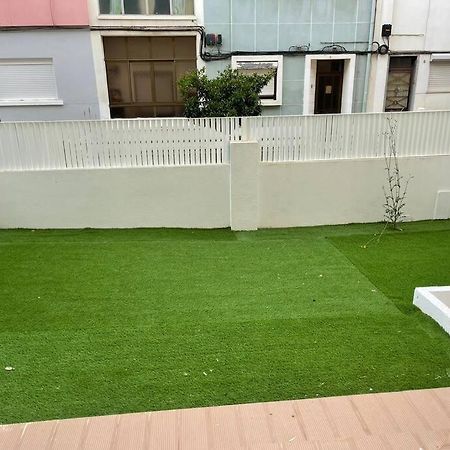 Lovely 2 Bedroom Apartment In South Lisbon Barreiro  Bagian luar foto